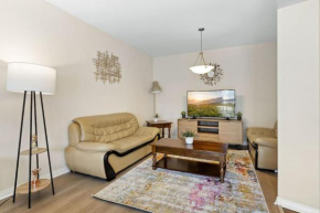Charming 2BR2BA Home Near Downtown LA And Walkable Amenities